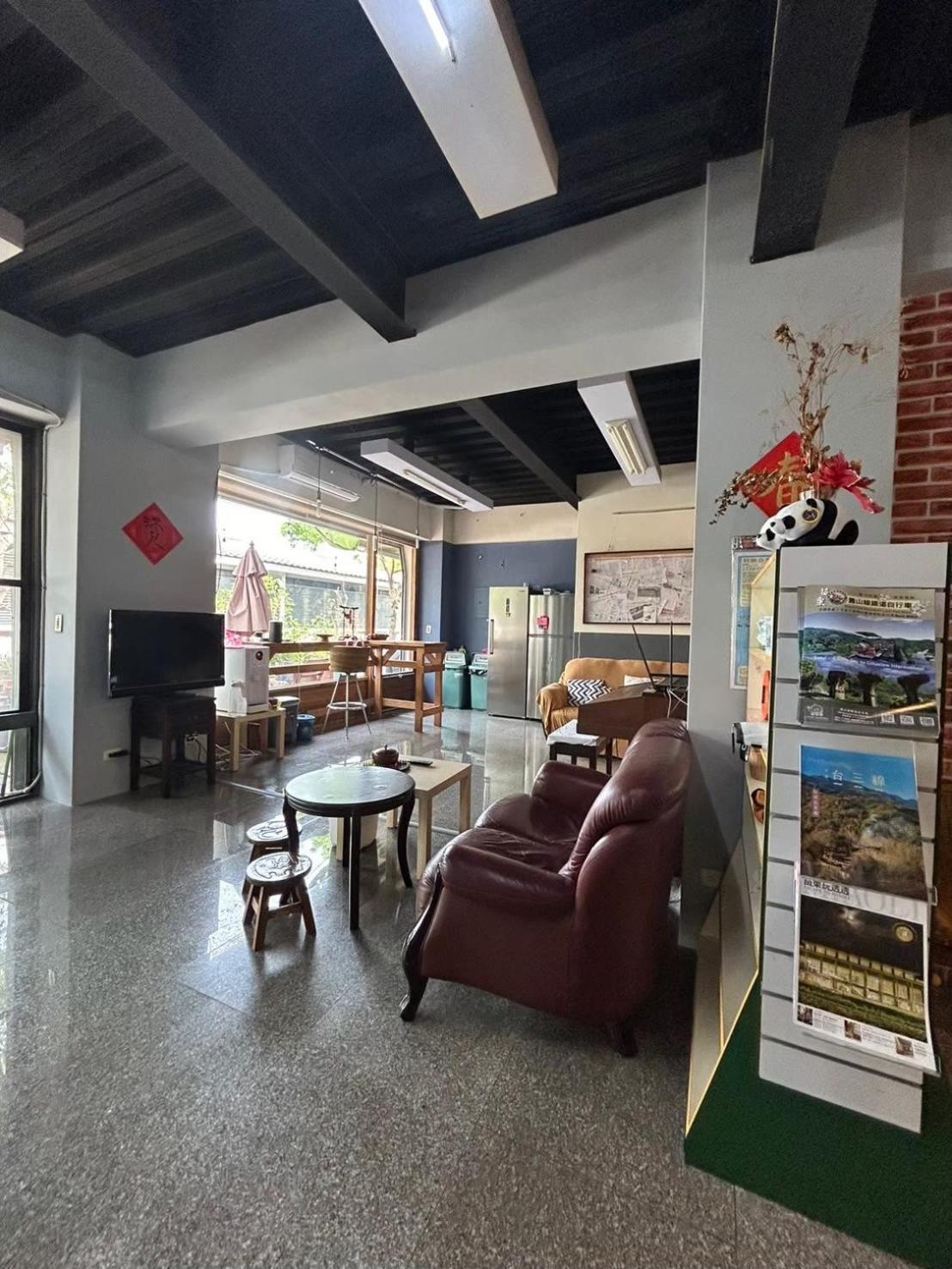 Miaoli Sanyi Travelling Homestay Extérieur photo